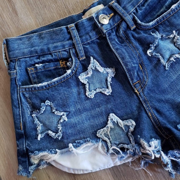 Super cute denim shorts - Picture 4 of 9